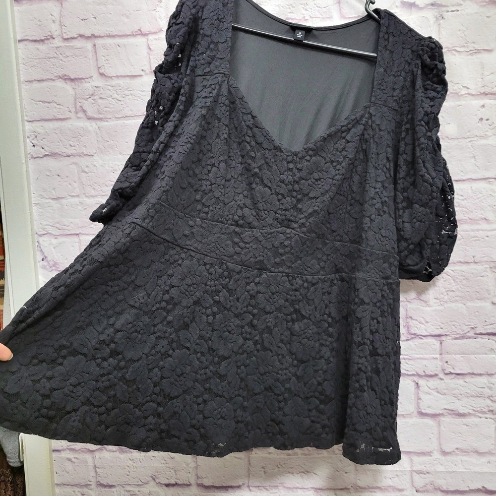 Torrid Black Lace Peplum Blouse 4X Sweetheart Puff Sleeve Goth Coquette Romantic